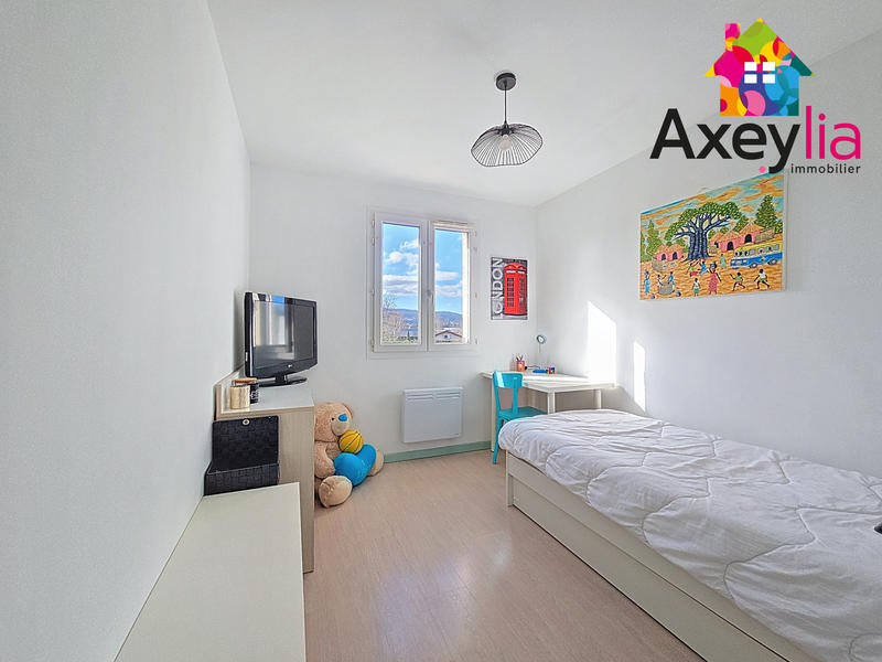 Maison - 98 m² - 5 pièces