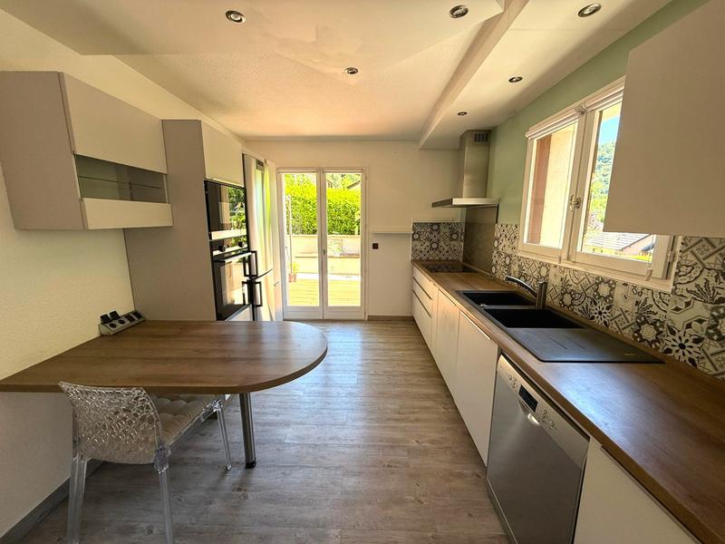 Maison - 114 m² - 5 pièces