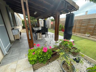 Maison - 94 m² - 4 pièces