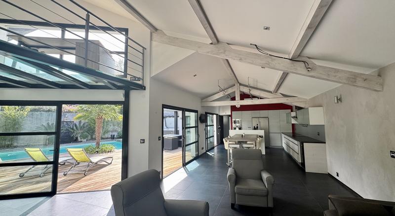 Maison d'architecte - 136 m² - 5 pièces