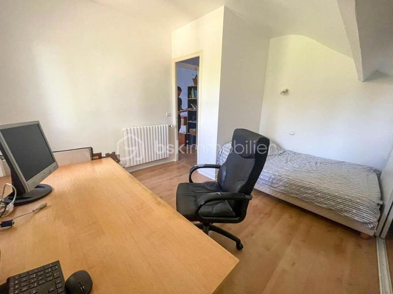 Maison ancienne - 240 m² - 9 pièces