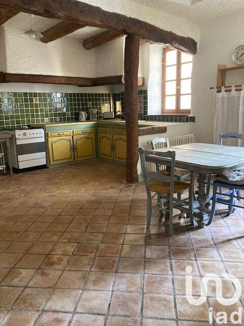 Maison de village - 433 m² - 26 pièces