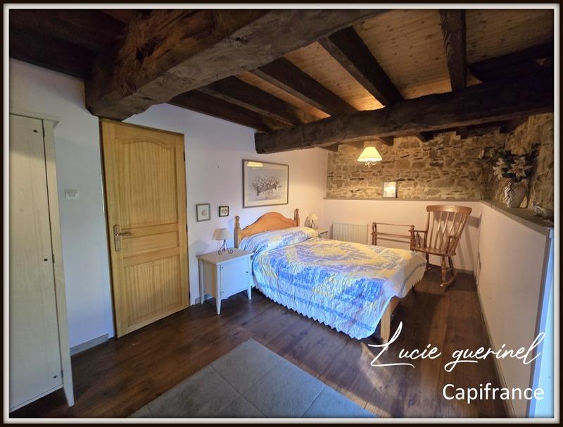 Maison - 200 m² - 6 pièces