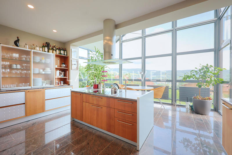 Maison - 188 m² - 5 pièces