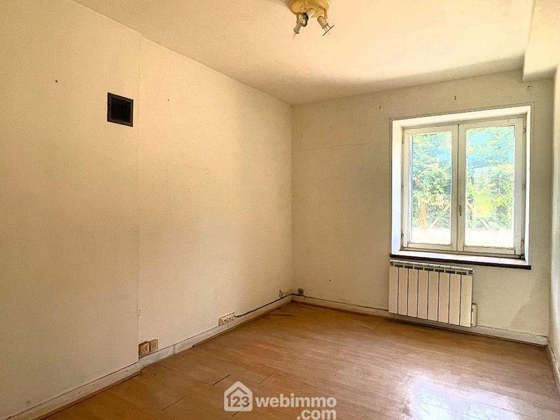 Maison - 90 m² - 3 pièces