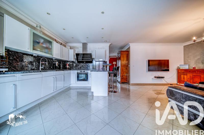 Maison - 149 m² - 6 pièces