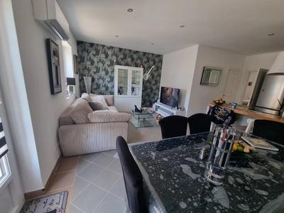 Appartement - 49 m² - 2 pièces