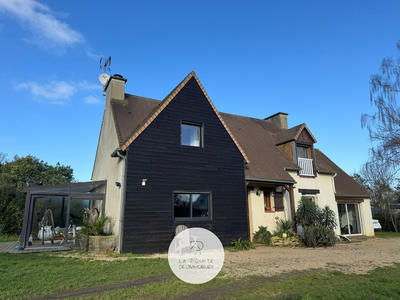 Maison - 170 m² - 8 pièces