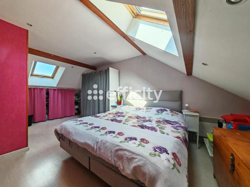 Maison - 144 m² - 7 pièces