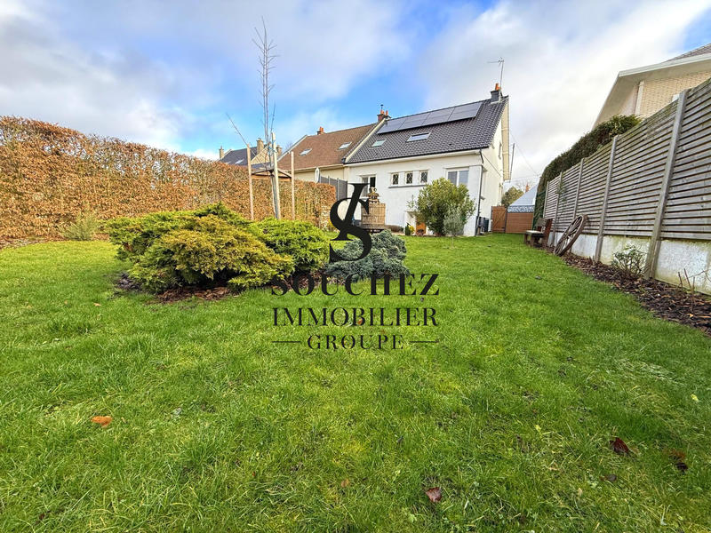 Maison - 102 m² - 6 pièces