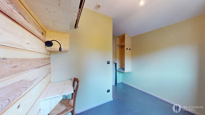 Maison - 100 m² - 6 pièces