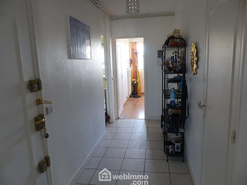 Appartement - 99 m² - 5 pièces