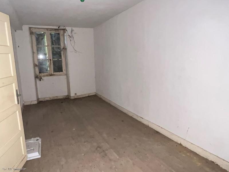 Maison - 250 m² - 10 pièces