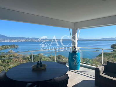 Appartement - 128 m² - 4 pièces