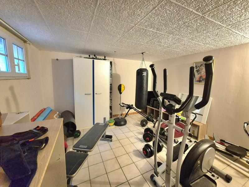 Maison - 90 m² - 5 pièces