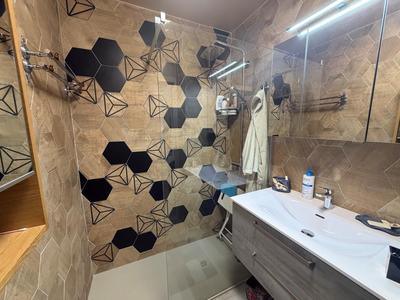 Appartement - 80 m² - 3 pièces