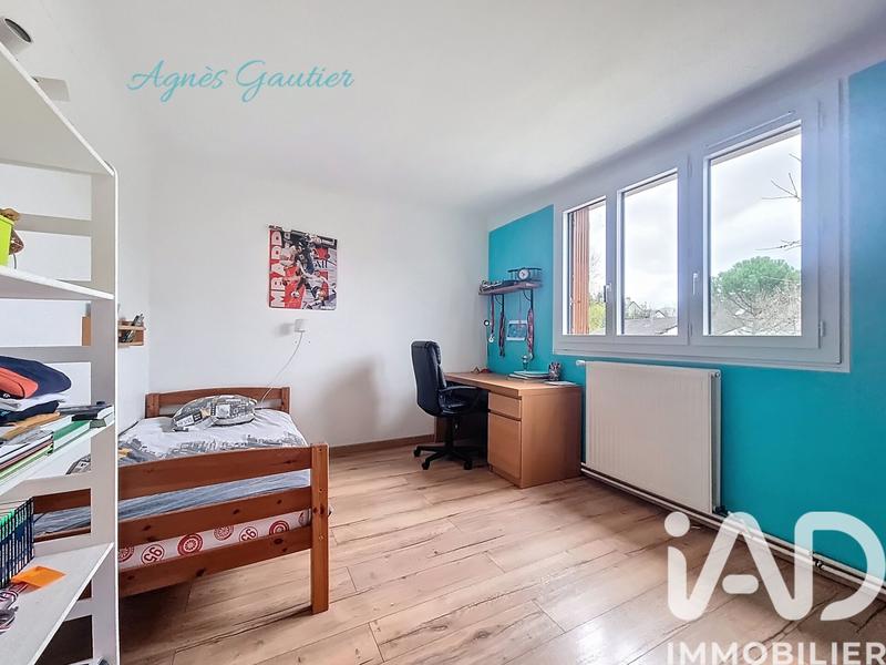 Maison - 182 m² - 9 pièces