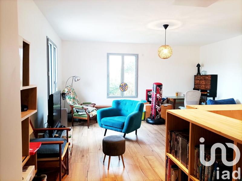 Maison - 213 m² - 10 pièces