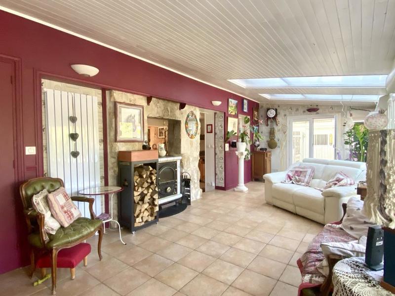 Maison - 161 m² - 6 pièces