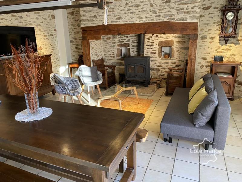 Propriété - 291 m² - 14 pièces