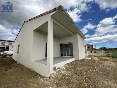 Maison - 96 m² - 5 pièces