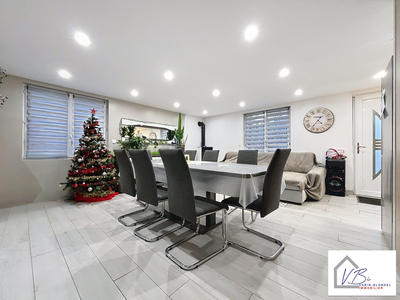 Maison - 82 m² - 5 pièces