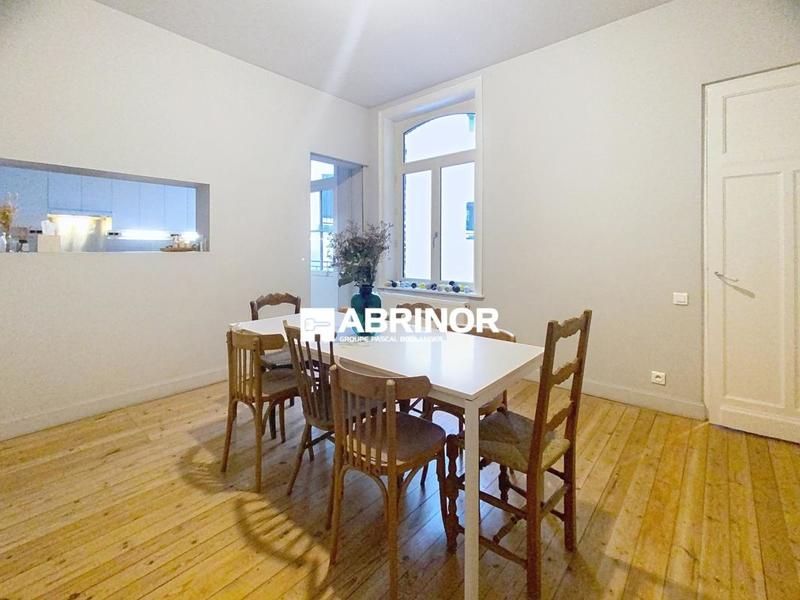 Duplex - 126 m² - 5 pièces