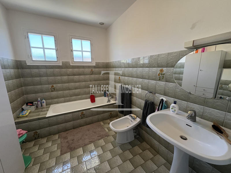 Maison - 144 m² - 6 pièces