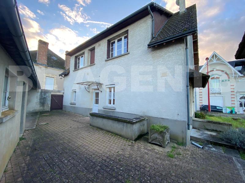 Maison - 145 m² - 6 pièces