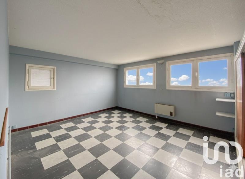 Appartement - 80 m² - 5 pièces