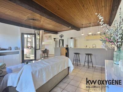 Maison - 230 m² - 5 pièces