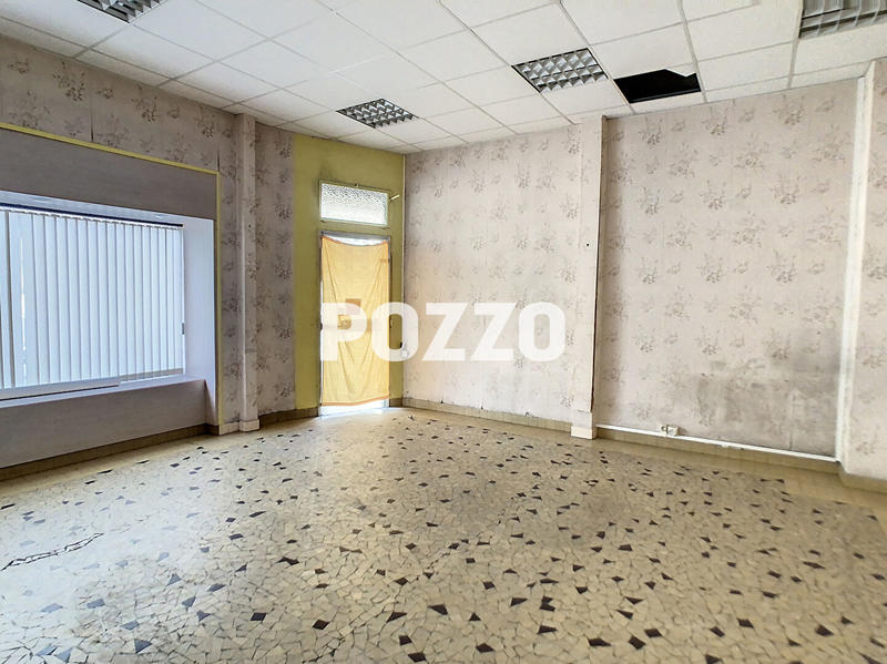 Local commercial - 100 m² - 2 pièces