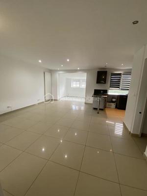 Pavillon - 126 m² - 6 pièces