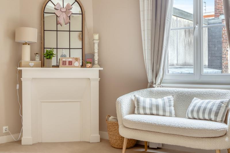 Maison - 233 m² - 12 pièces