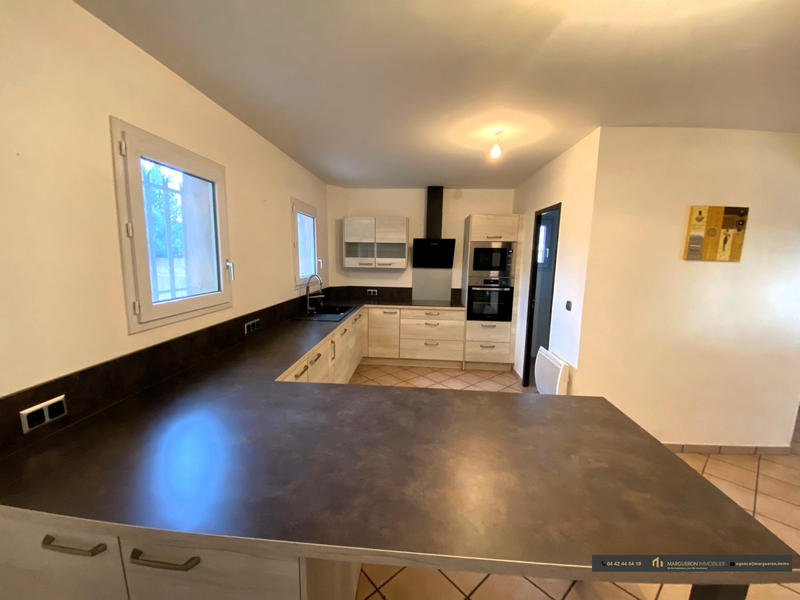 Maison - 160 m² - 5 pièces