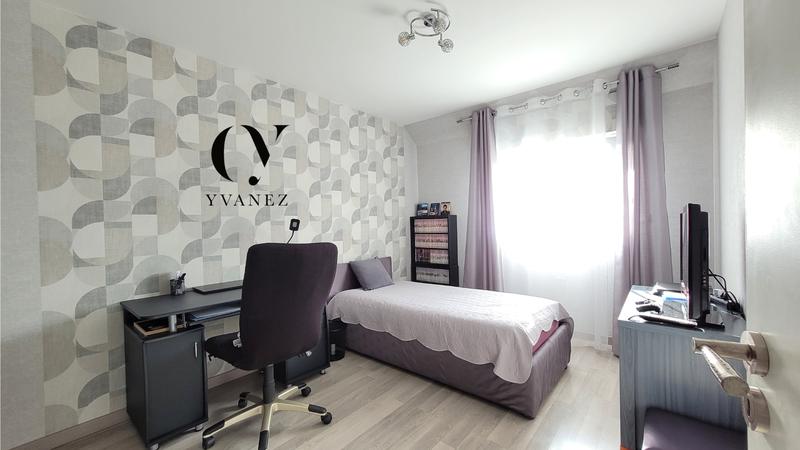 Maison - 103 m² - 5 pièces