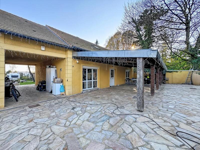 Maison - 170 m² - 6 pièces