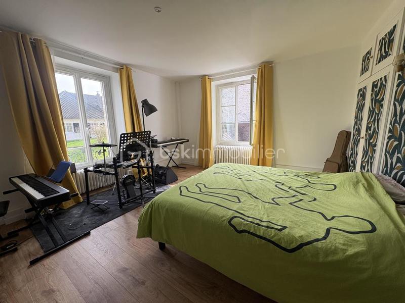 Demeure - 196 m² - 7 pièces