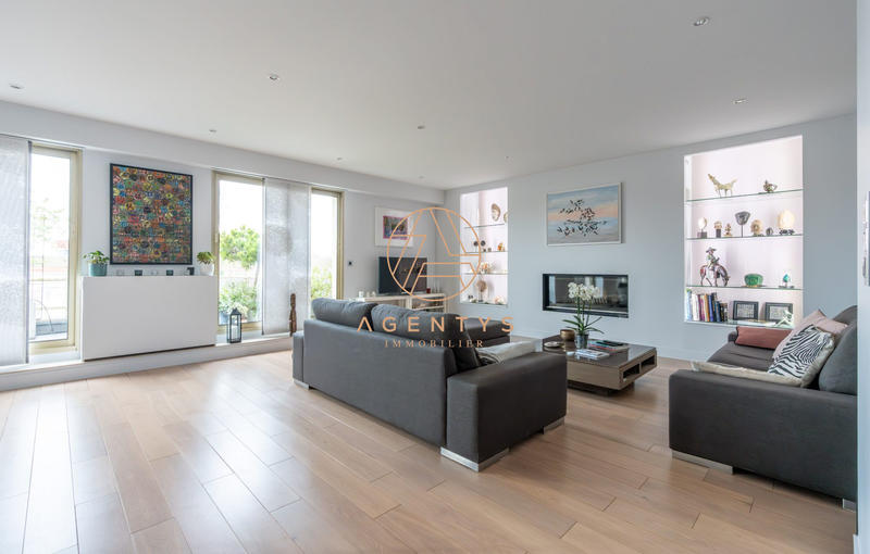 Appartement - 139 m² - 5 pièces