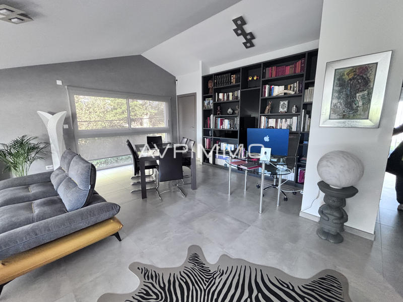 Appartement - 107 m² - 3 pièces