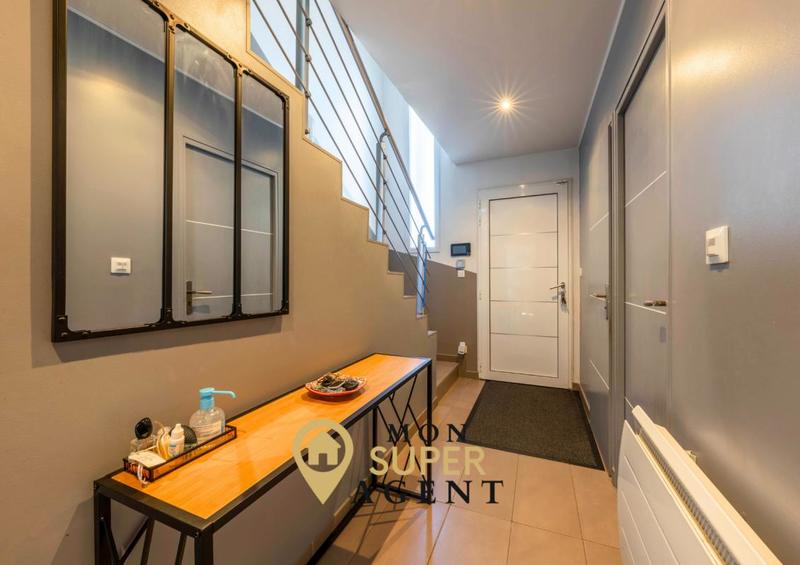 Maison - 190 m² - 7 pièces