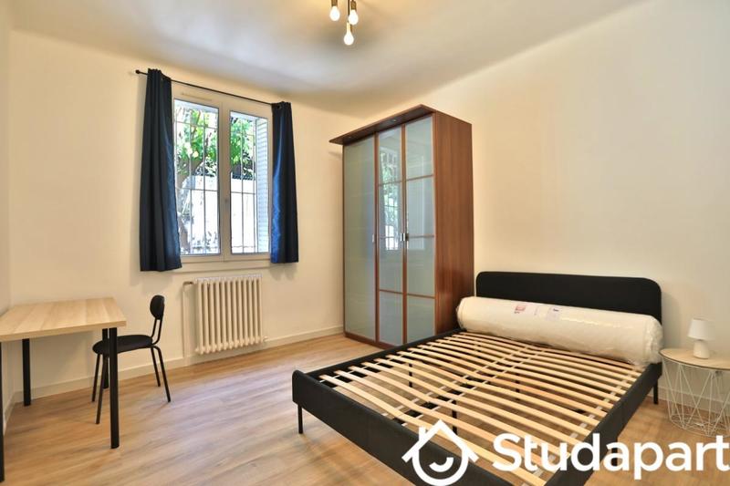 Chambre - 13 m² - 1 pièce