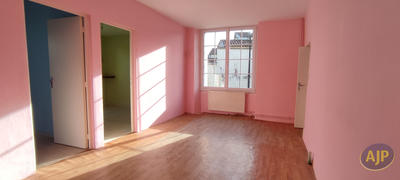 Maison - 105 m² - 4 pièces