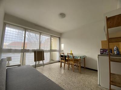 Studio - 18 m² - 1 pièce