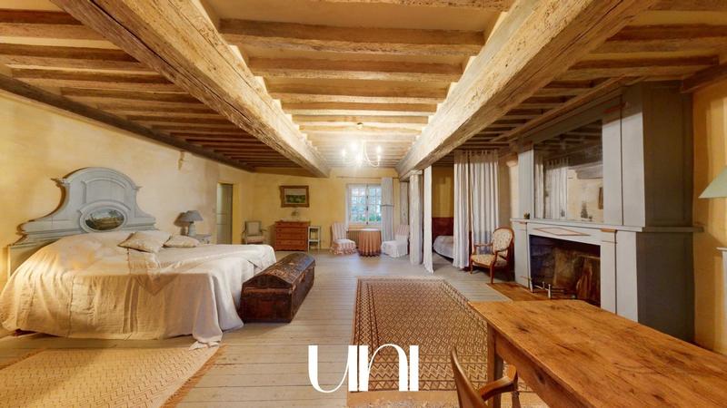 Maison - 507 m² - 13 pièces