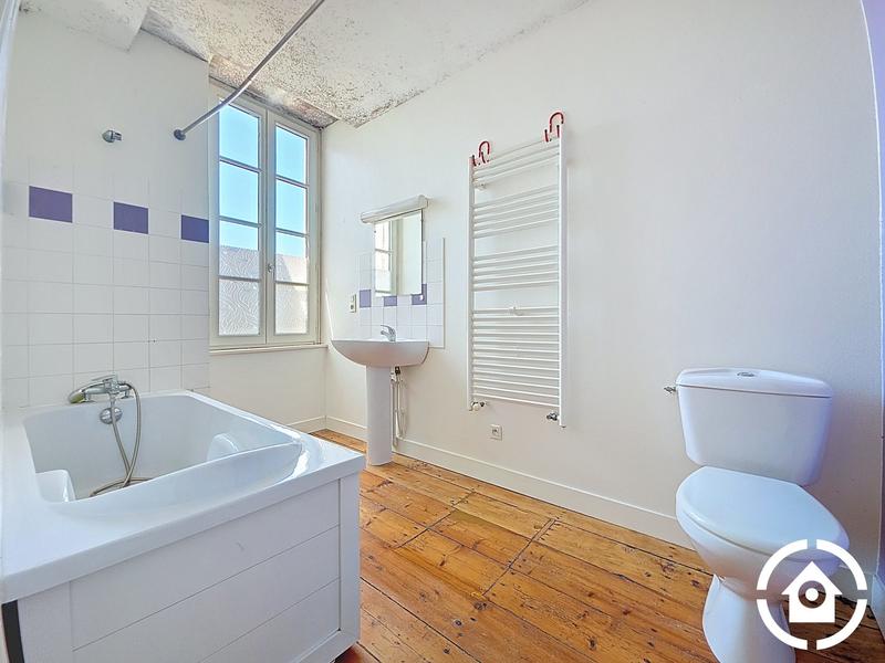 Maison - 167 m² - 6 pièces