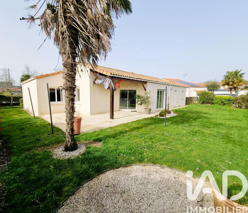 Maison - 121 m² - 6 pièces