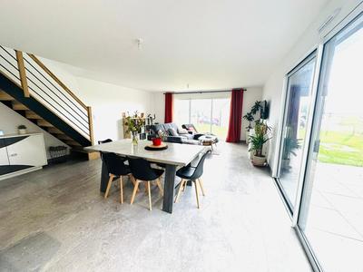 Maison - 148 m² - 6 pièces