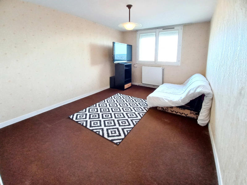 Appartement - 90 m² - 4 pièces