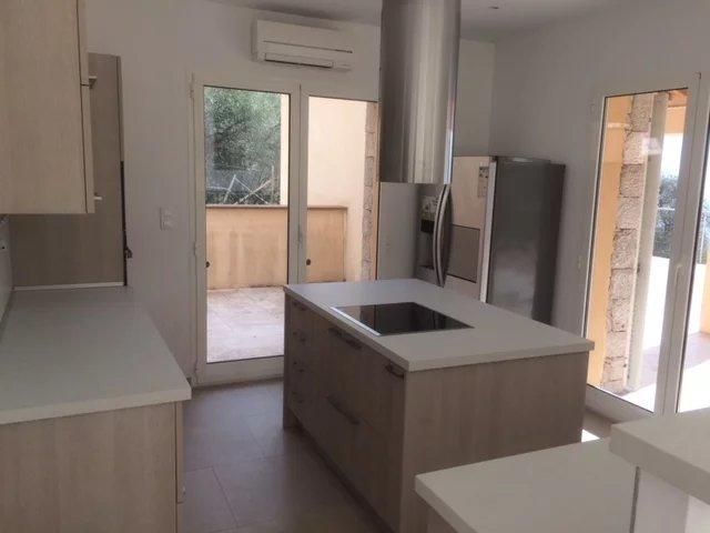 Villa - 171 m² - 5 pièces